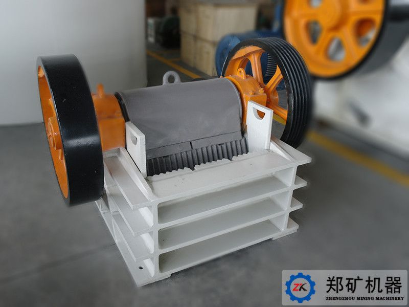 PE、PEX 系列顎式破碎機(jī)2.jpg